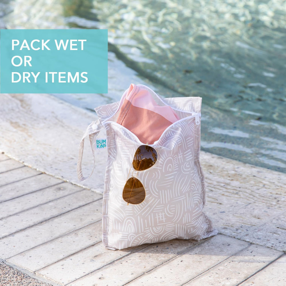 Bumkins wet bag zipper closure keeps items secure during travel
