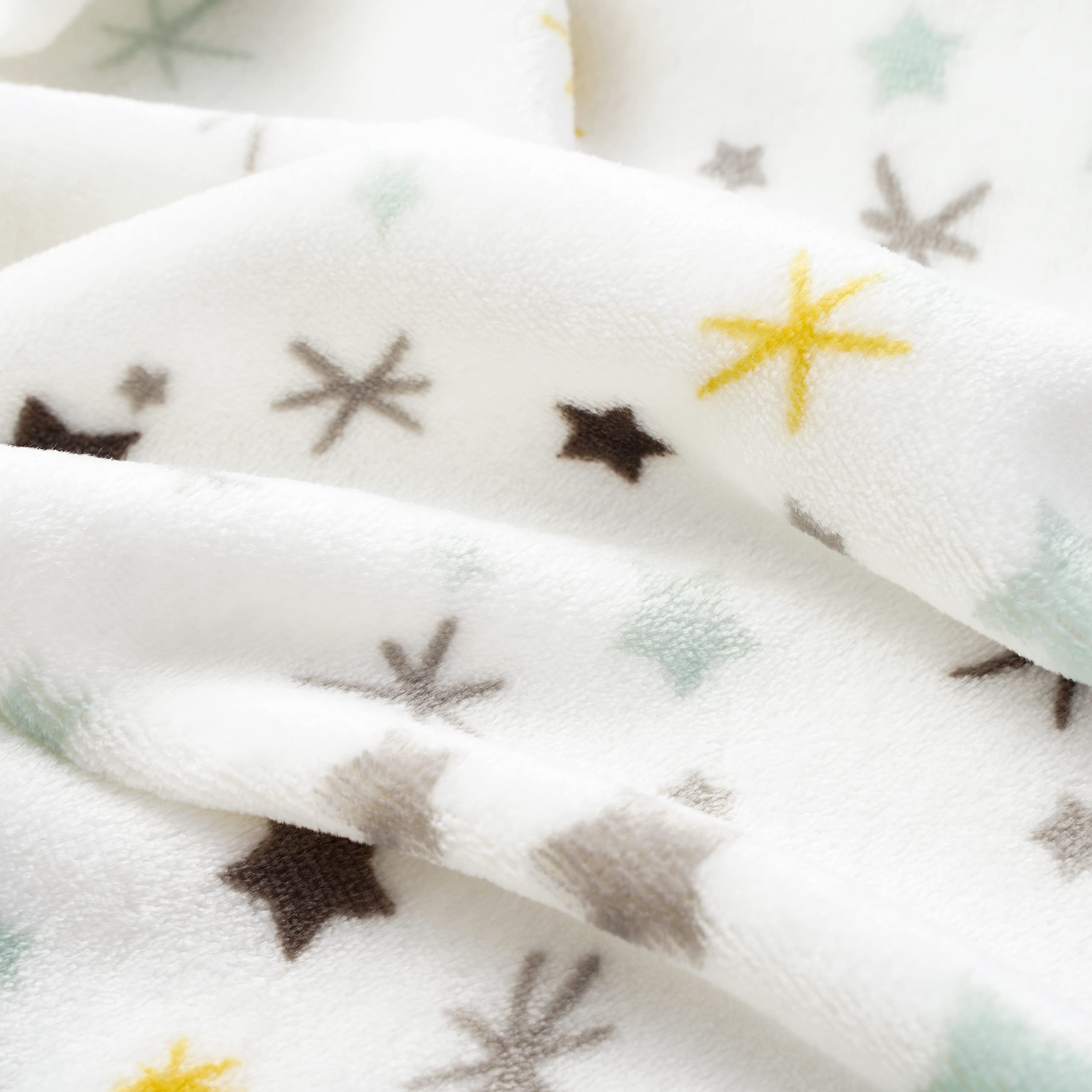 Bunnikins and Clover durable stitches ensure long-lasting softness through many washes.