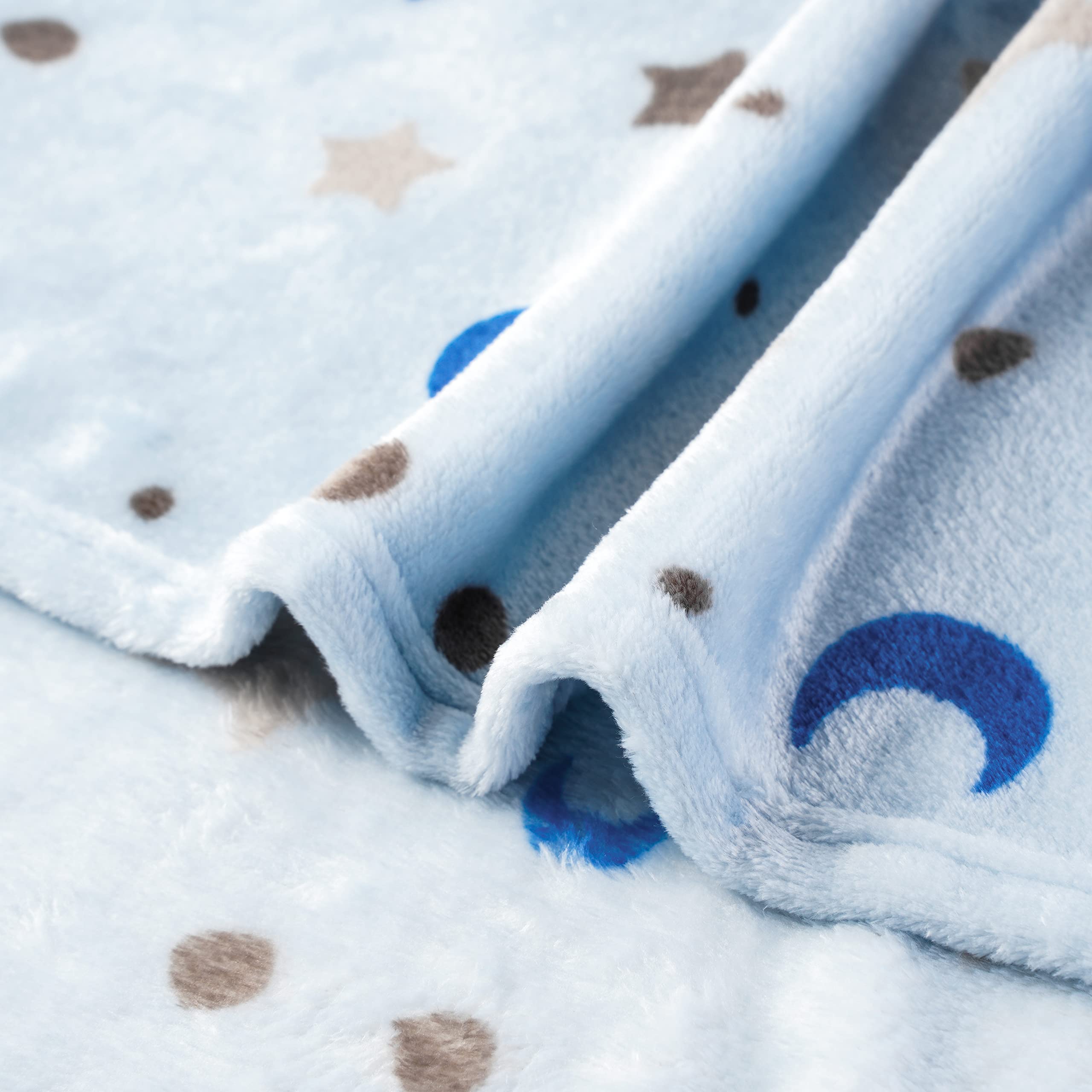 Bunnikins & Clover stroller and car-seat companion; travel-friendly warmth.