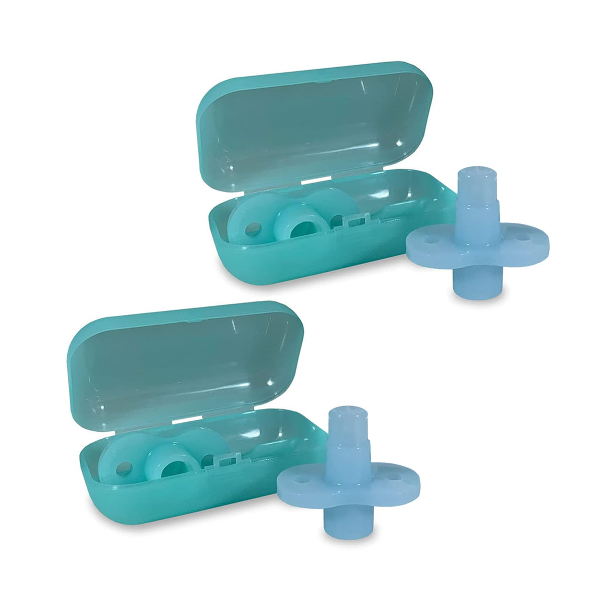 Buon Bambini SoftSip pouch top with travel case promotes mess-free feeding.