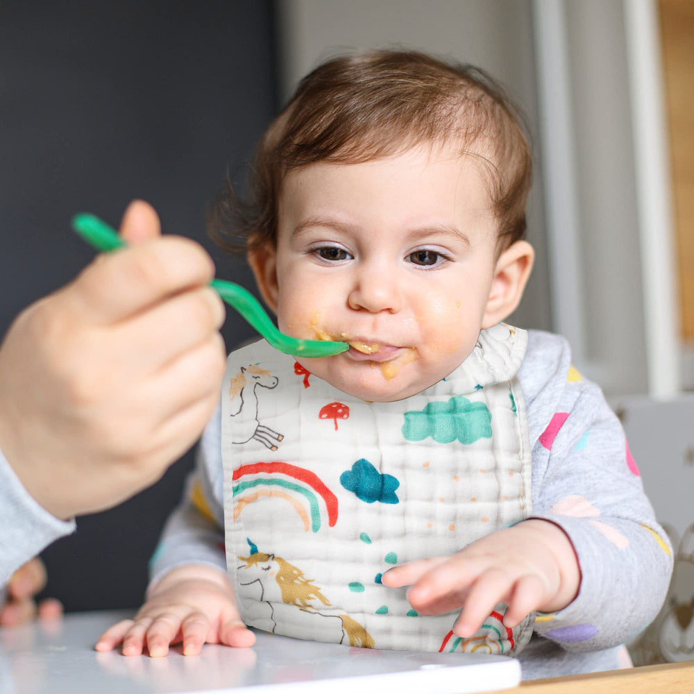 BUoonyer teething drool bibs for babies catch dribbles and soothe sensitive skin.
