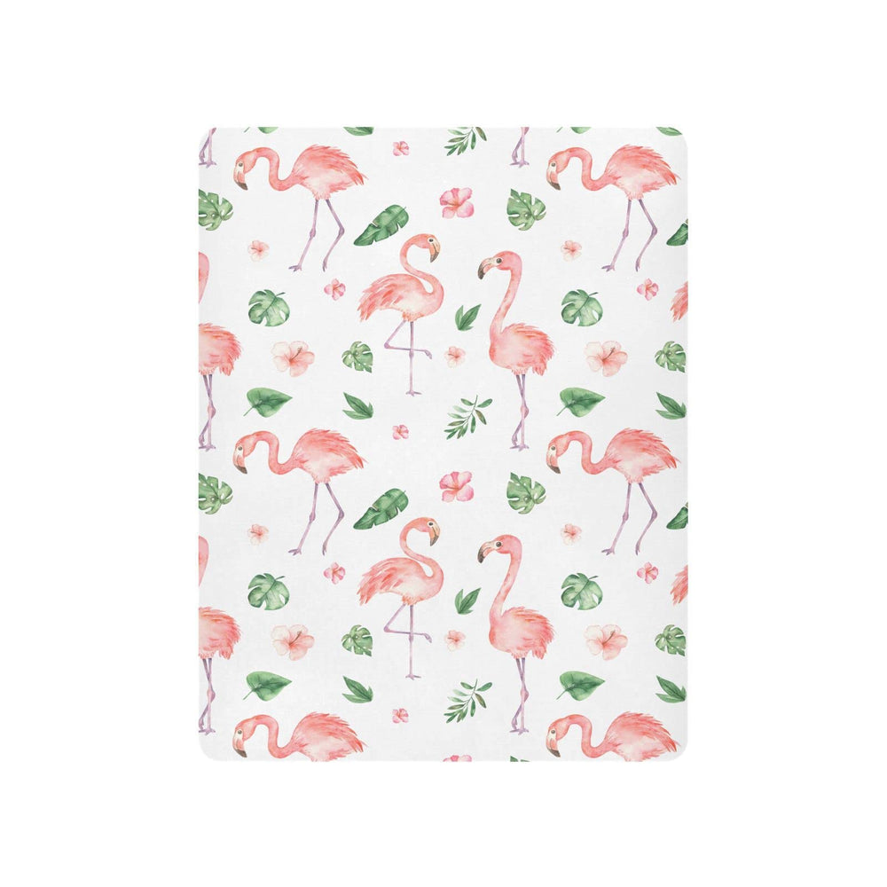 Burbuja Flamingos crib sheet features soft fabric for baby's sensitive skin and cozy naps.
