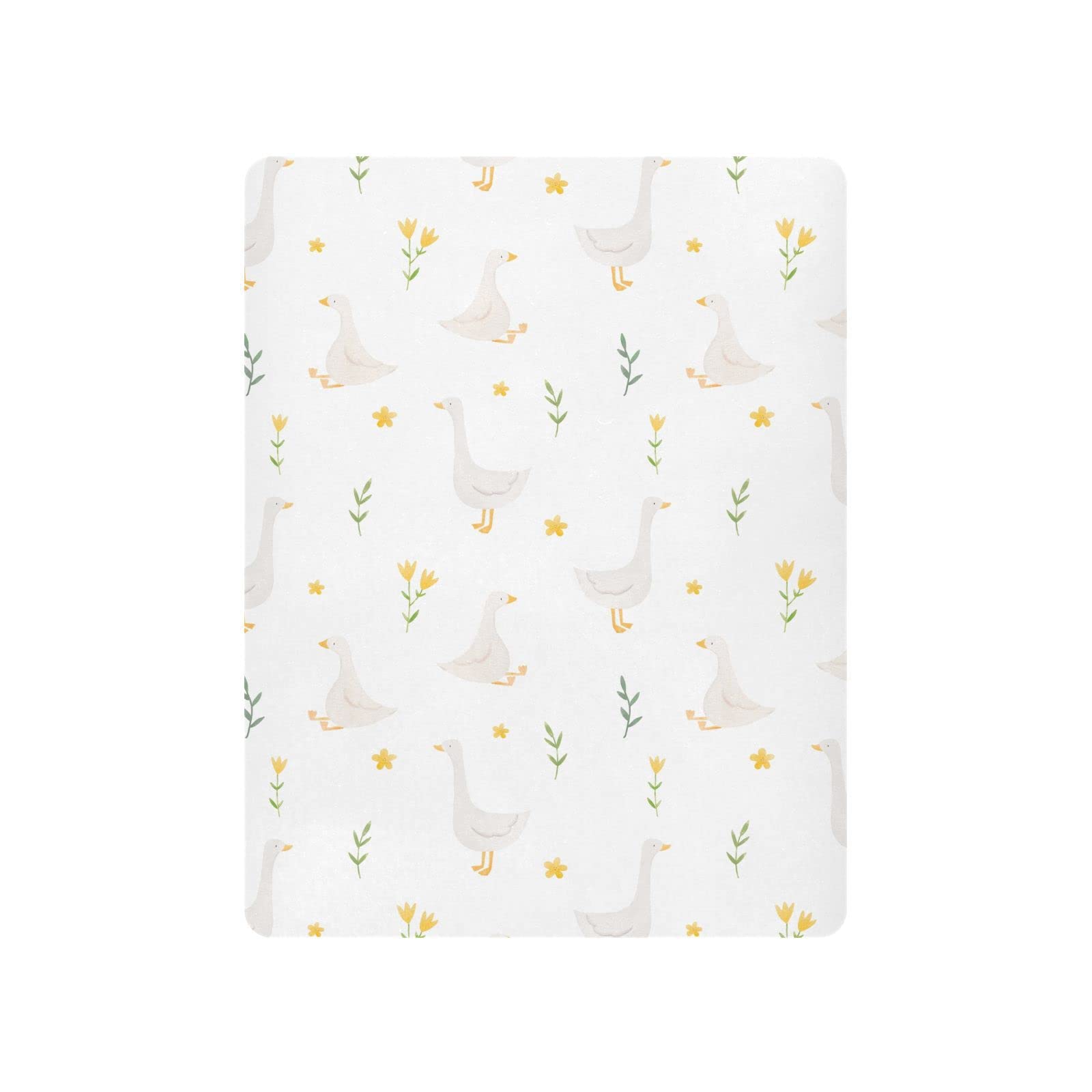 Burbuja Goose Bird Twig crib sheet shows soft texture for baby comfort