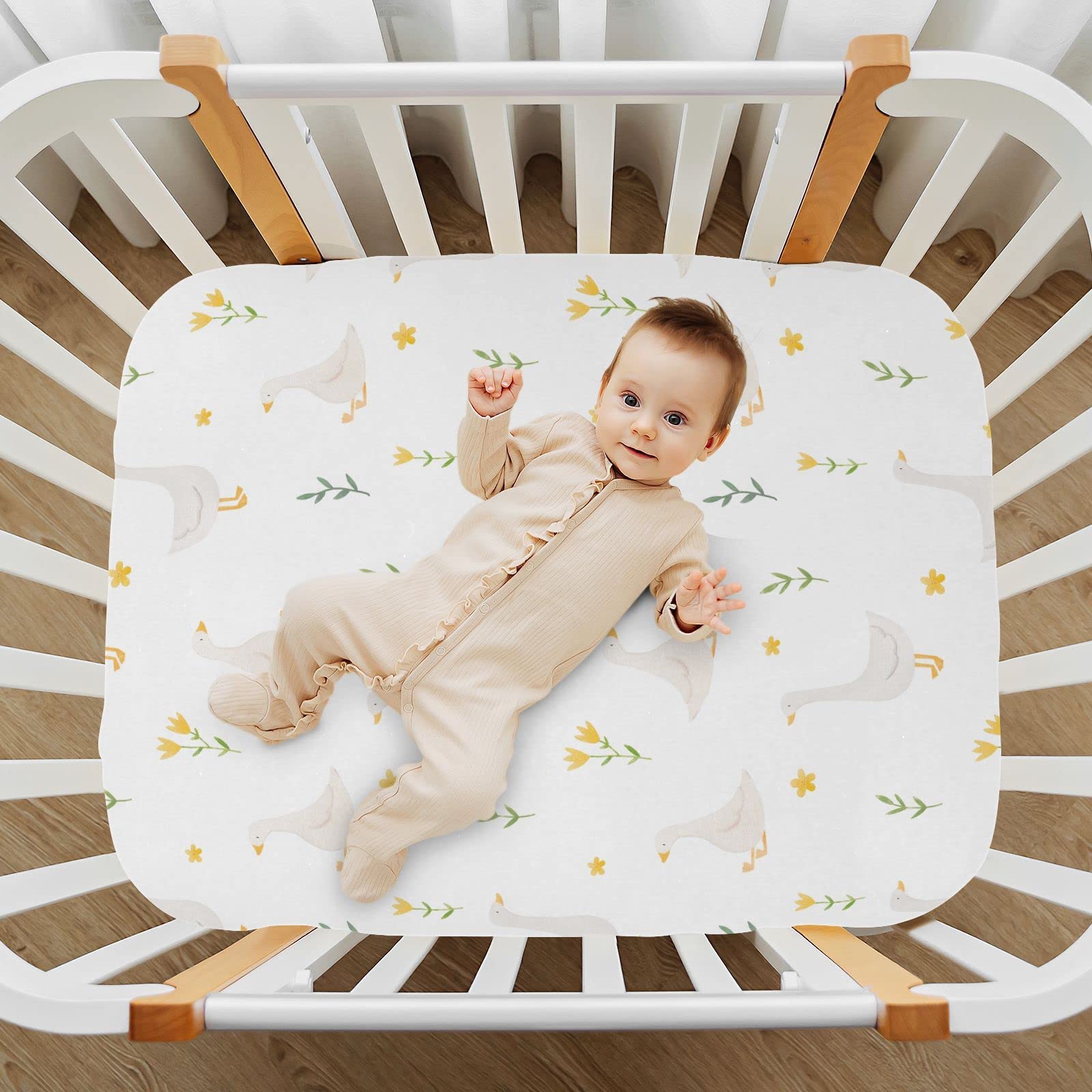 Burbuja Goose Bird Twig one-side print adds gentle nursery style