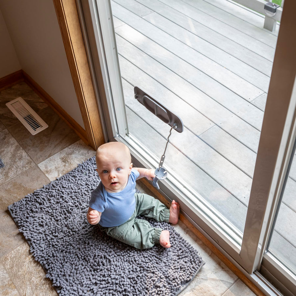 Busy Baby Silicone Mini Mat supports mealtime and baby-led weaning on the go