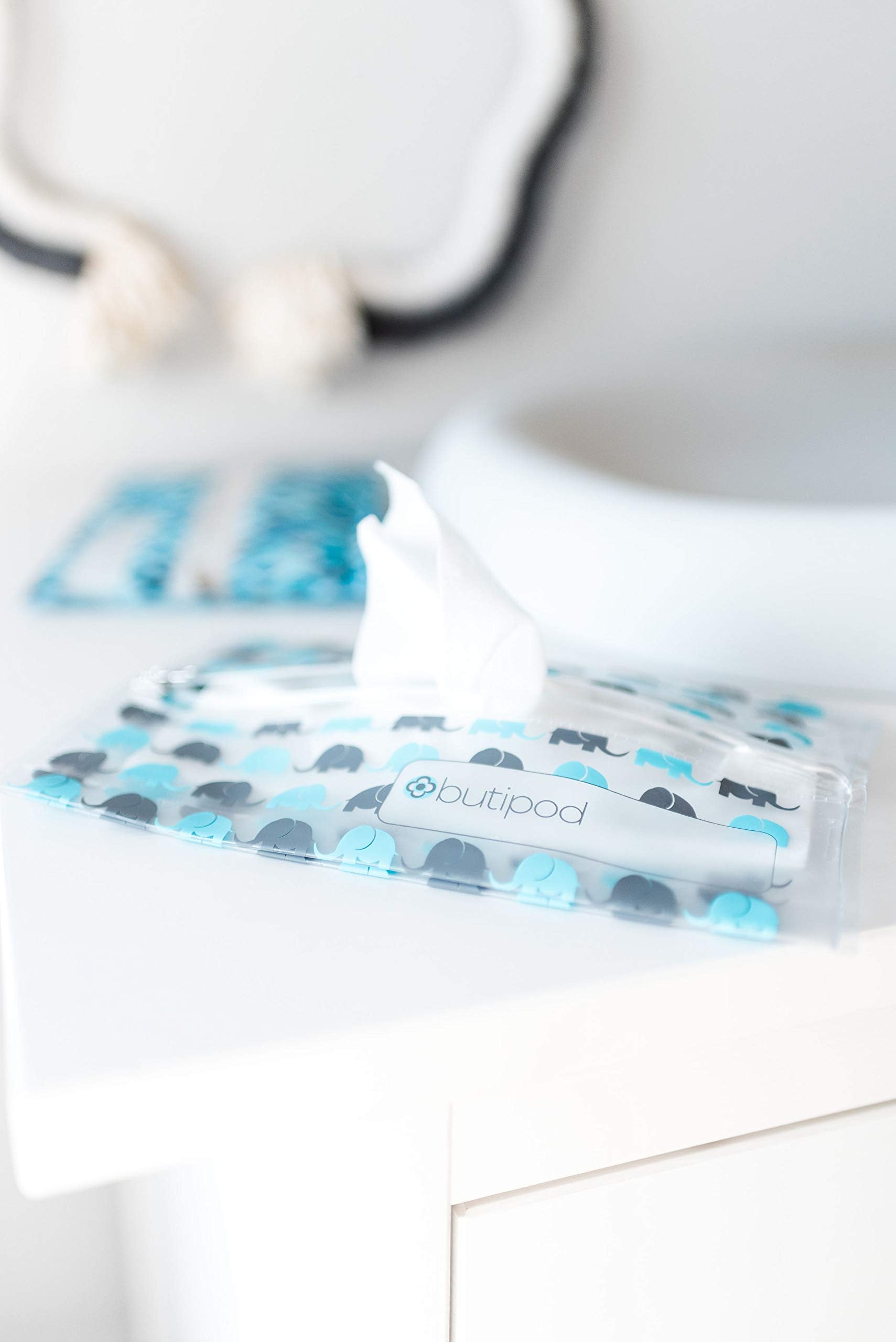 Butipods center-zip clear bag keeps wipes visible and easy to dispense