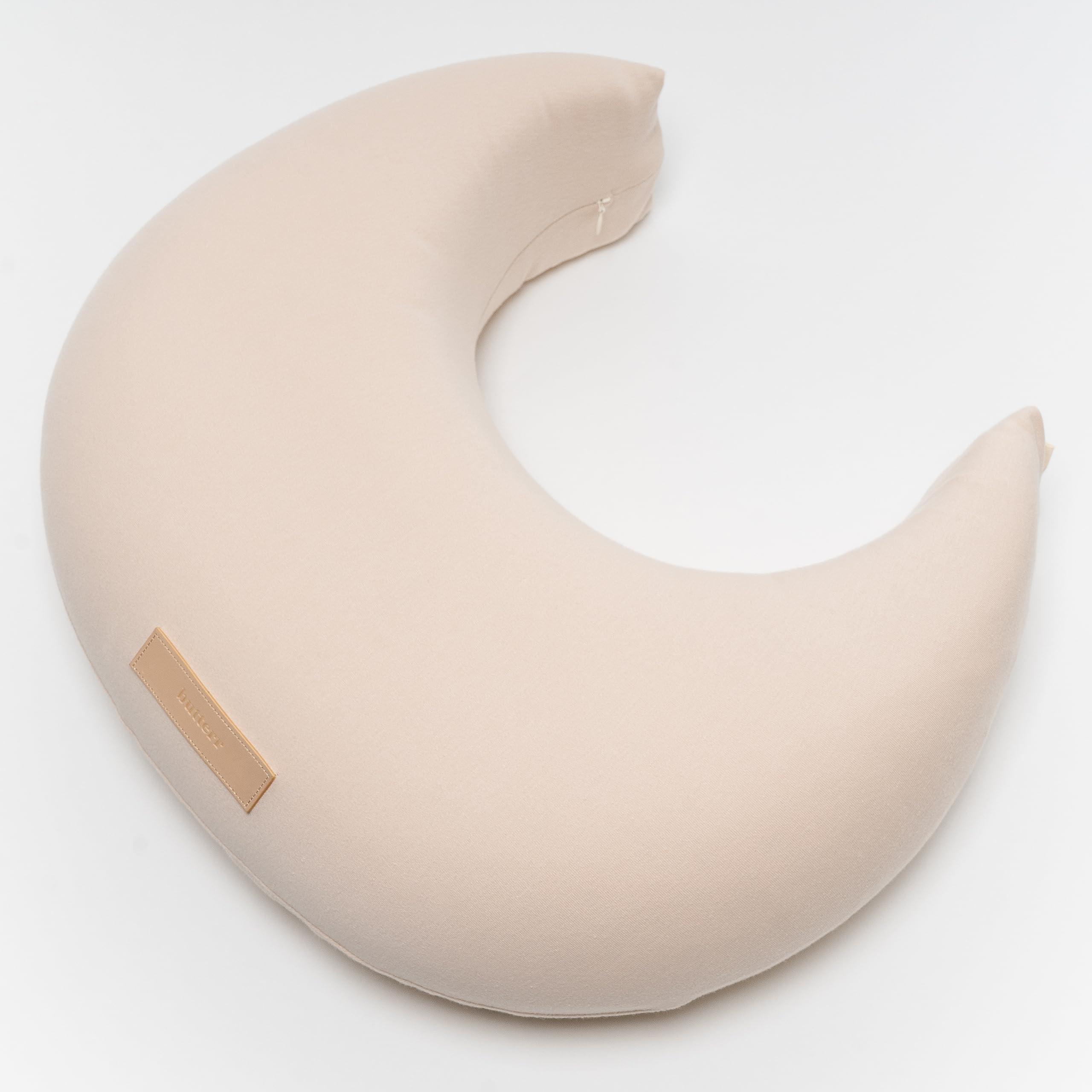 Butterr Natural Nursing Pillow close-up shows ergonomic support for comfortable feeds.