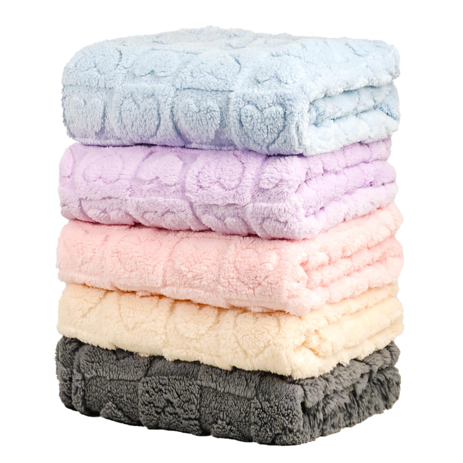 BYKOSY heart checkered blanket front for newborn comfort.