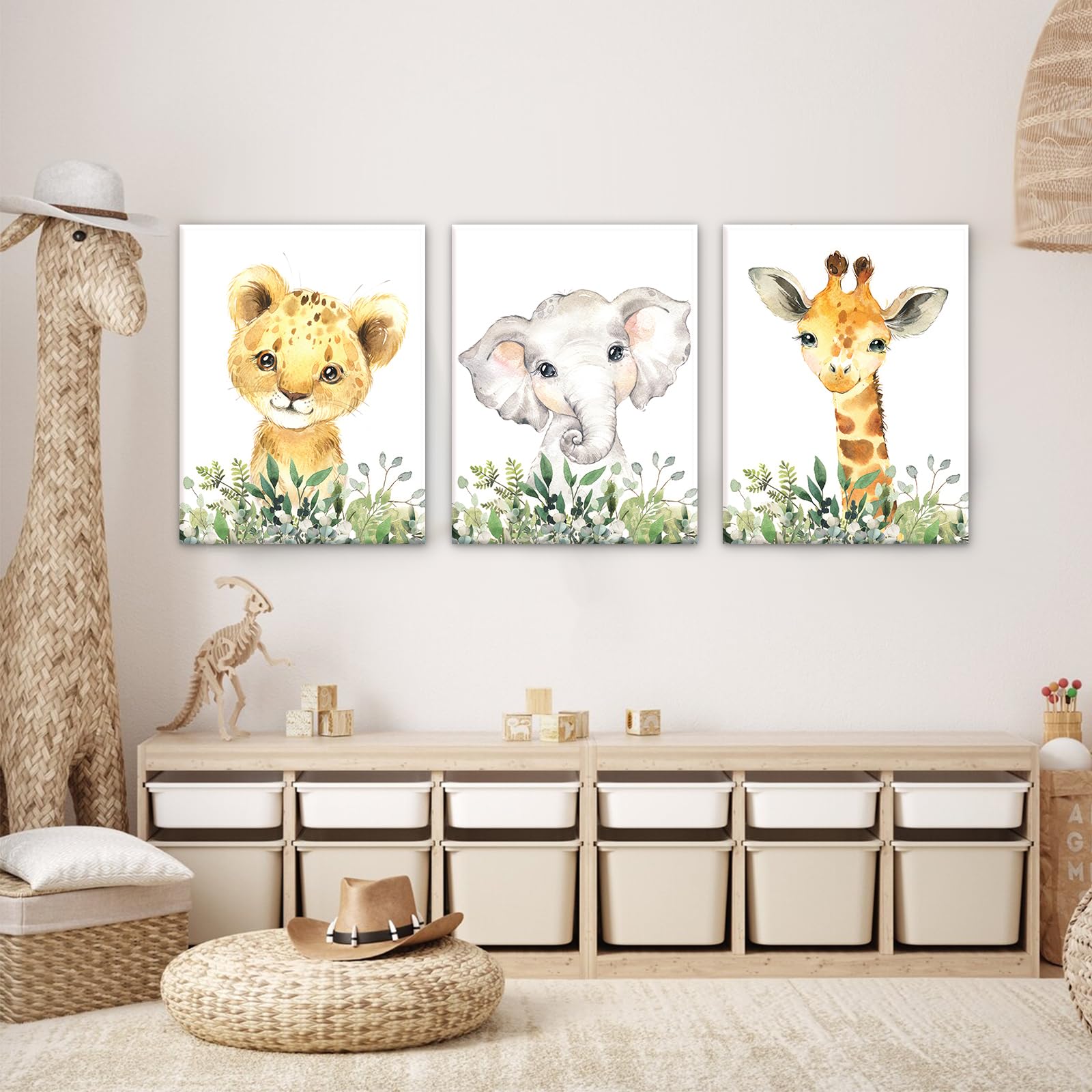 BZSPNJM Baby Safari giraffe detail highlights whimsical accents and focal wall art.