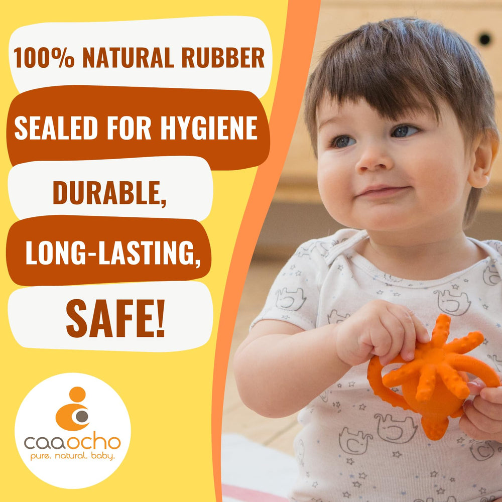 caaocho Sqwiddle Squid teether grip close-up supports tiny hands' grip and exploration.