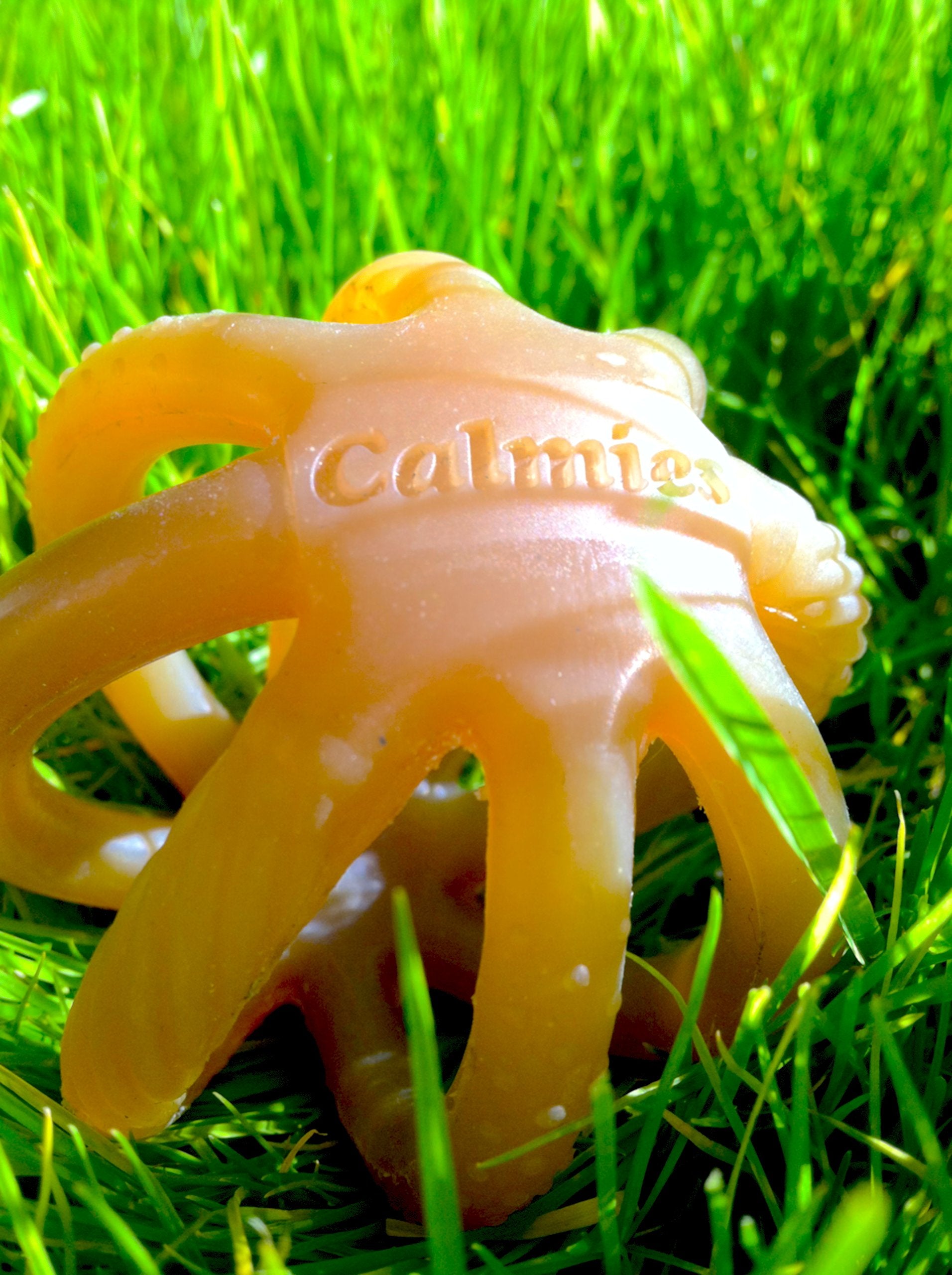 Calmies teether BPA-free materials reassure parents about chemical safety.