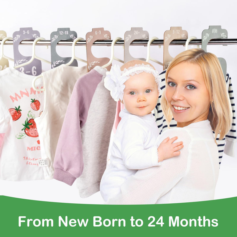 CAPHONT size labels help parents grab the right outfit at a glance.