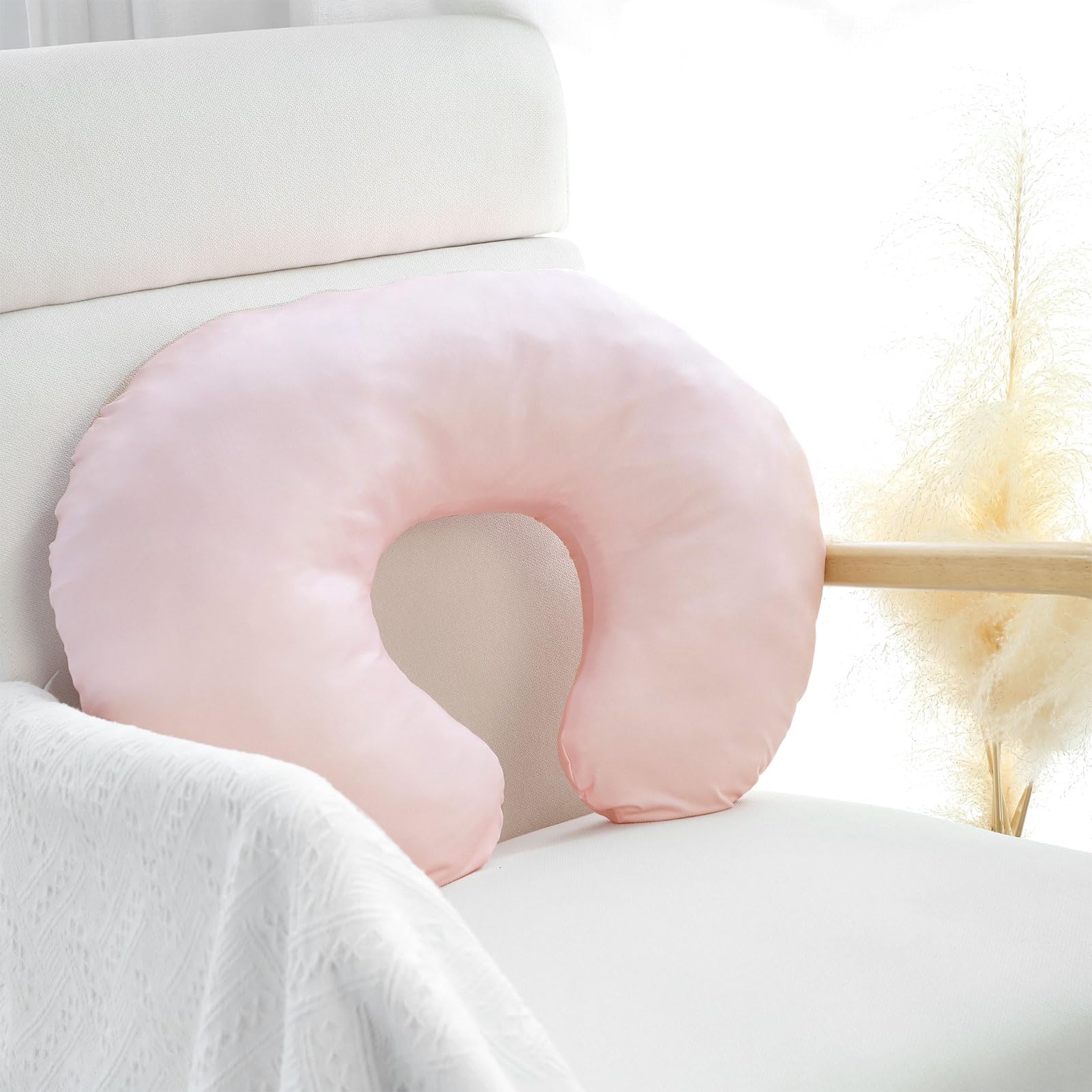 CARUILI machine-washable nursing pillow covers design makes cleaning quick after feeding sessions.