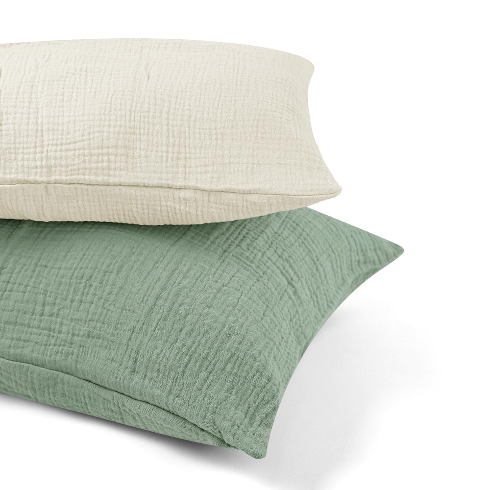 CARUILI muslin toddler pillowcase apricot closeup for gentle sleep and skin-friendly touch