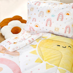 CARUILI fitted sheet close-up demonstrates snug fit and durable elastic