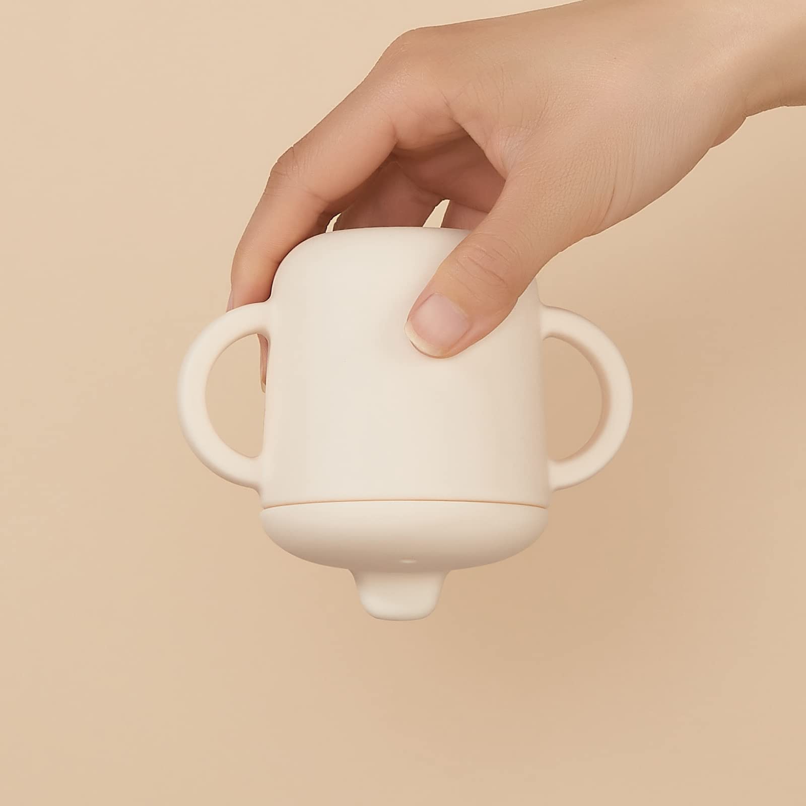 Catii drop-proof silicone sippy cup durable for drops.