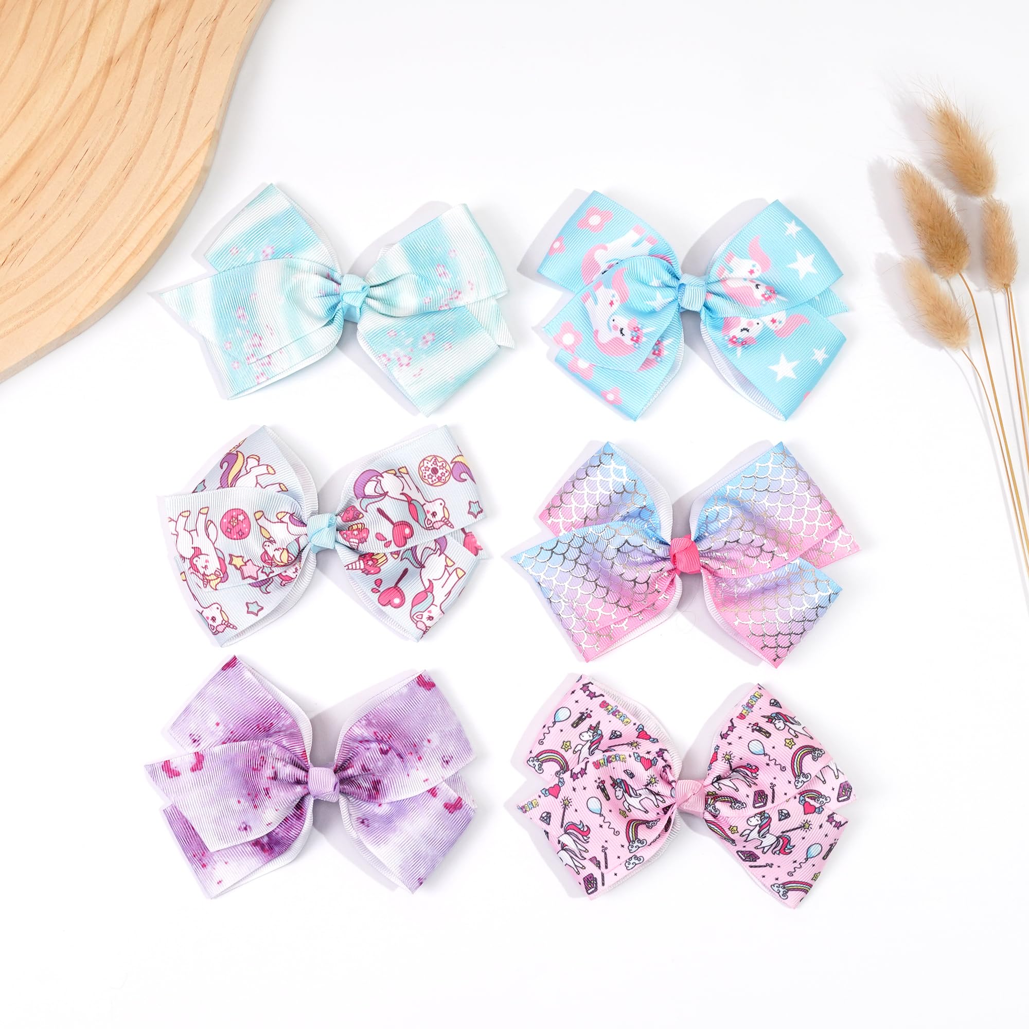 CellElection baby girls bows with alligator clips stay in place for ponytails and braids.