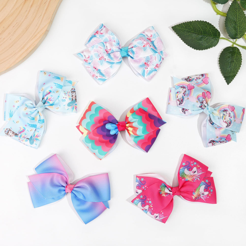 CellElection baby girls bows on clips stay put during playtime and photos