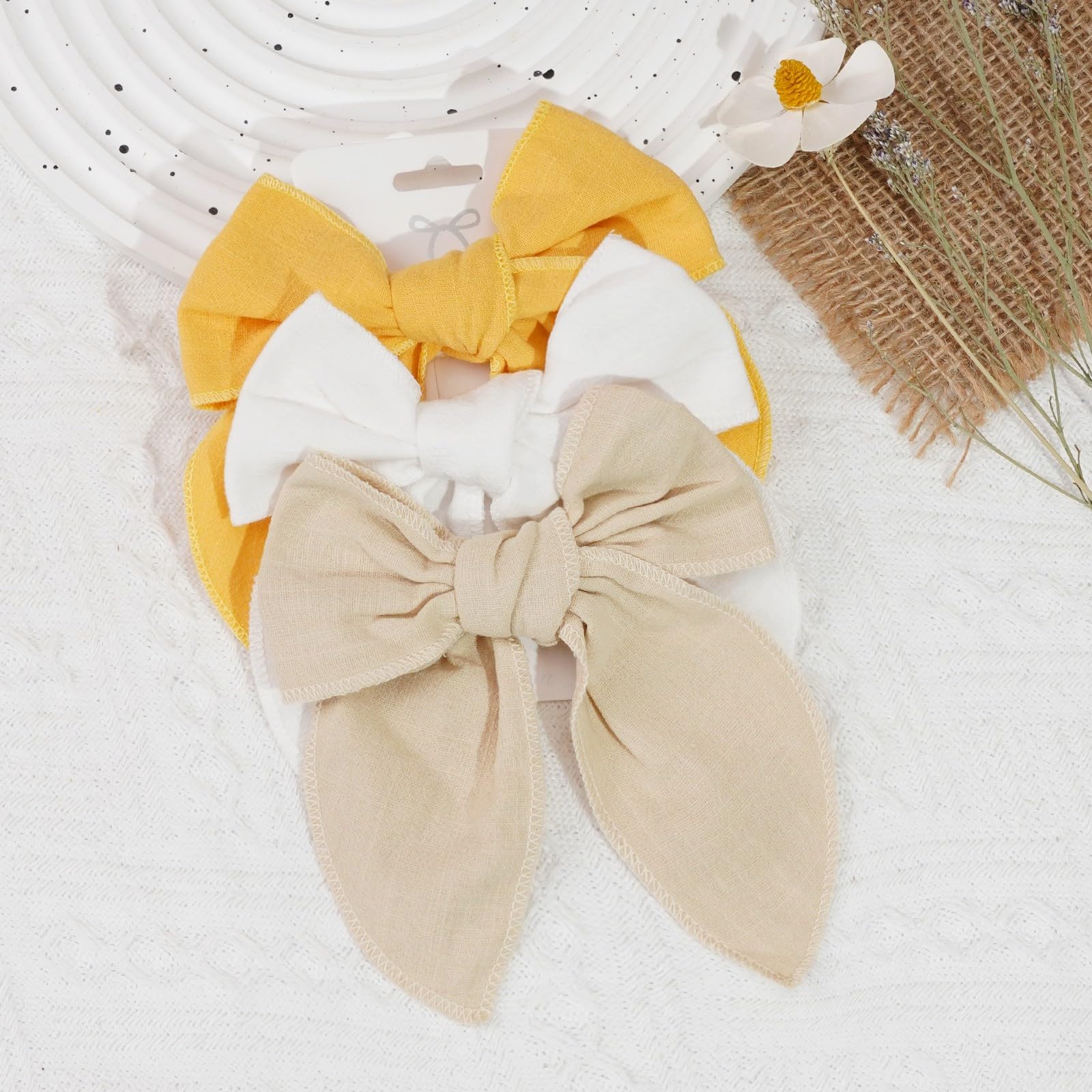CellElection gift-ready bow set ideal for birthdays and photos