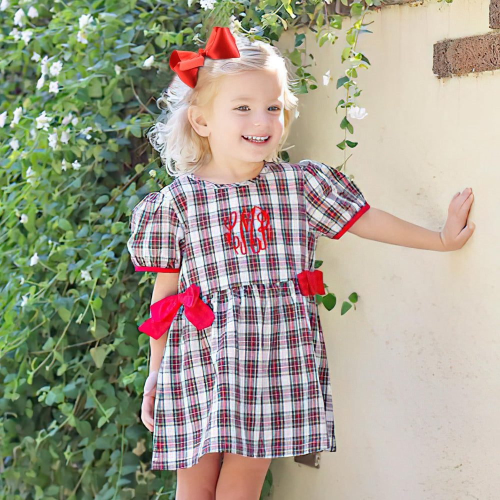 CellElection 4-inch bows sparkling under lights, perfect for photos and parties.