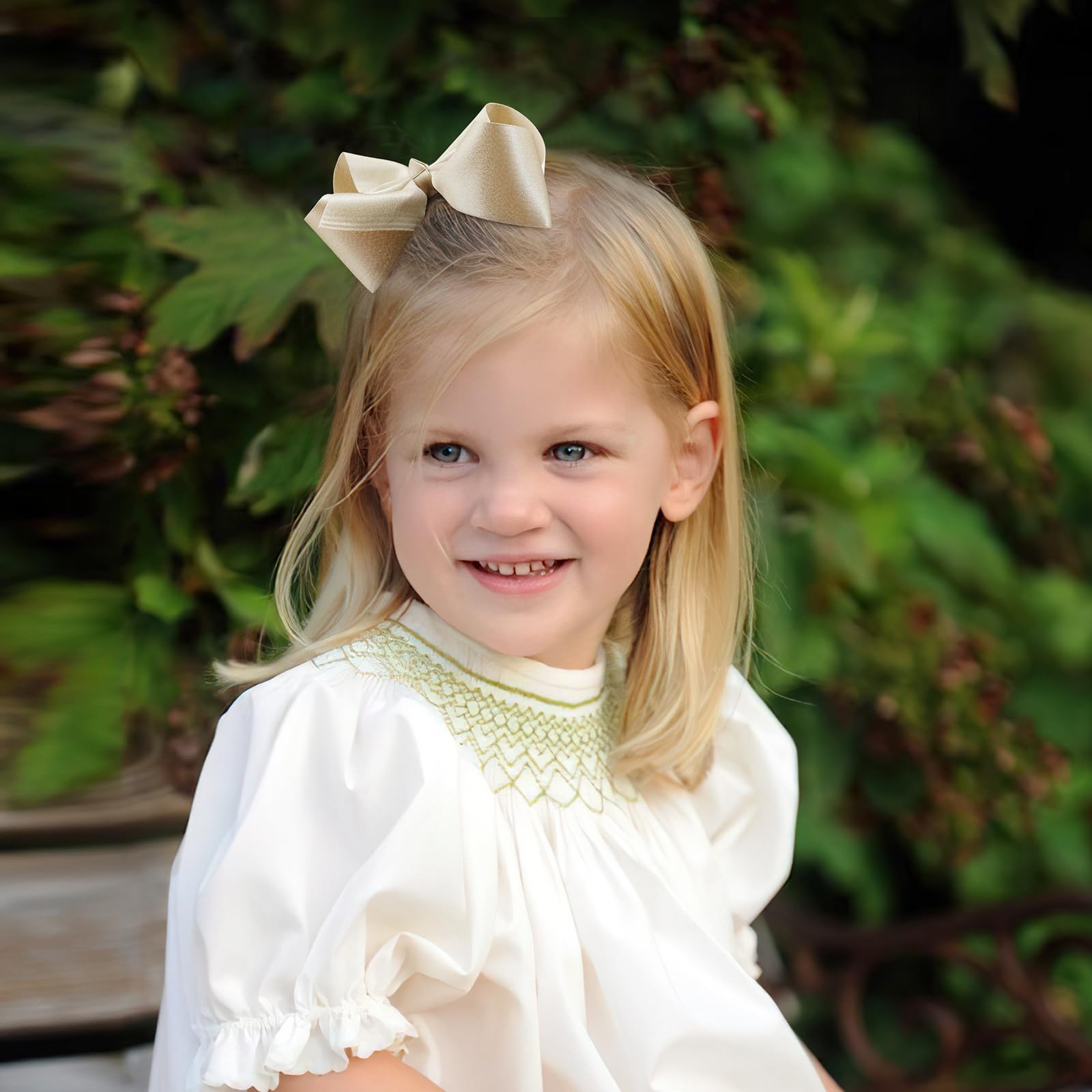 CellElection 4-inch glitter bows set in 15 colors for versatile outfits and occasions.