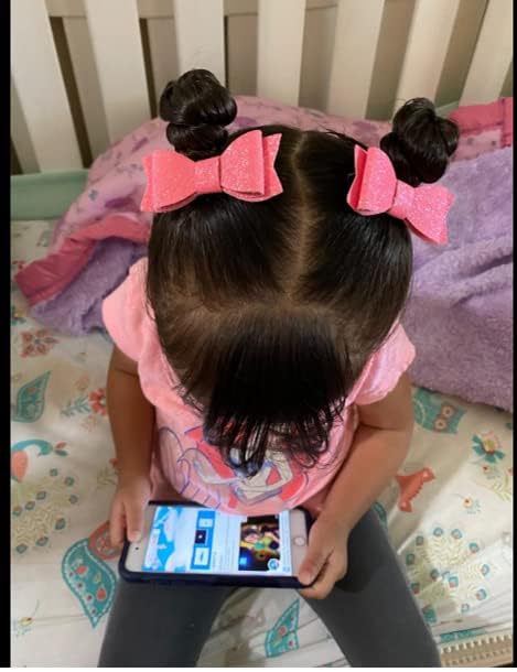CellElection 2.75-inch bows provide easy, comfortable styling for toddlers and kids