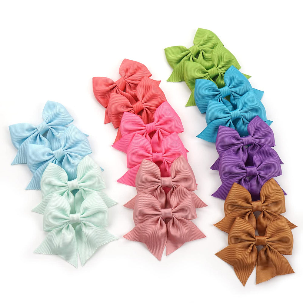 Celllot baby girls bows ideal for daily wear and occasions.