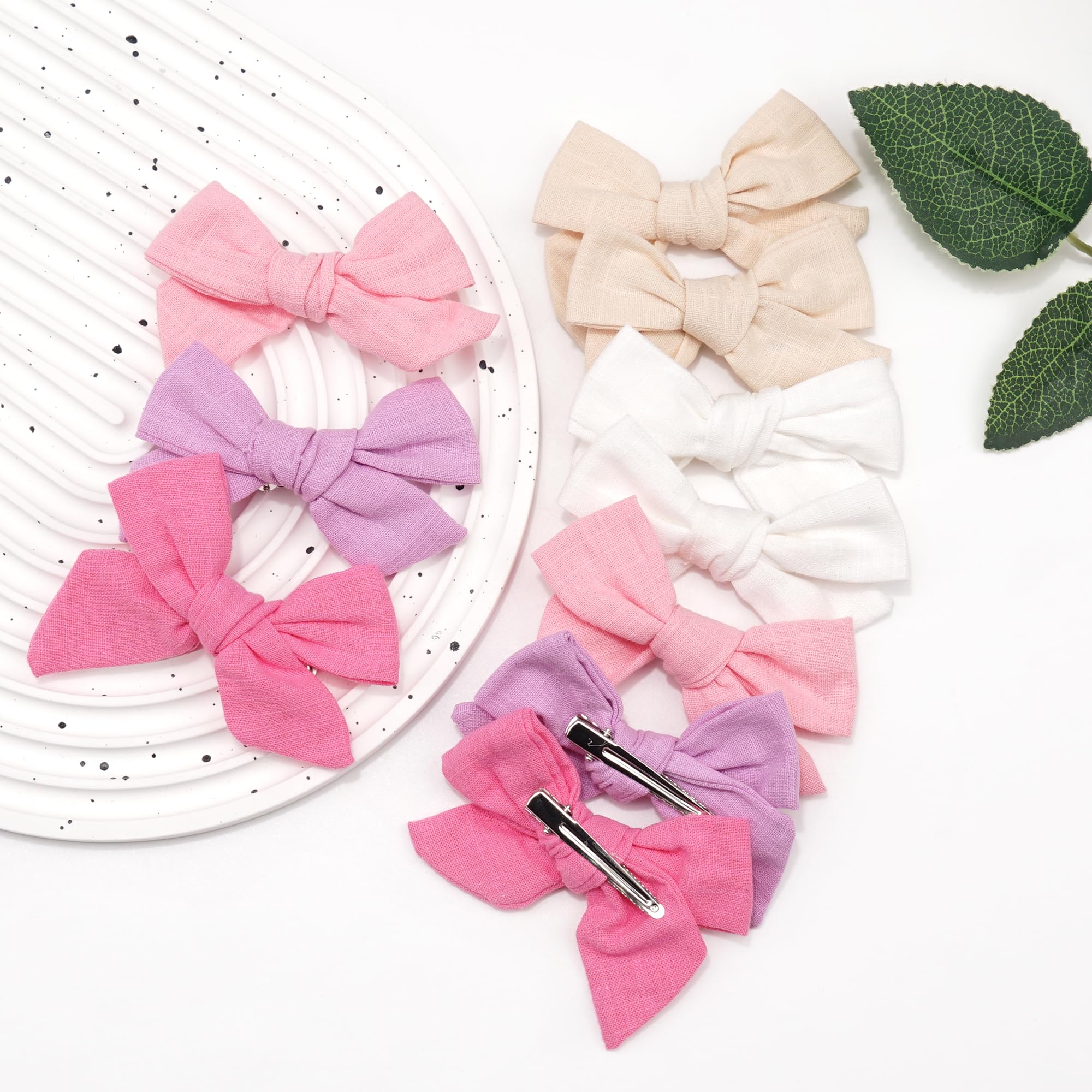 CÉLLOT set includes two bows per color for backups.
