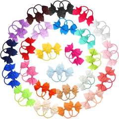 CÉLLOT color palette offers 25 hues for versatile outfits.