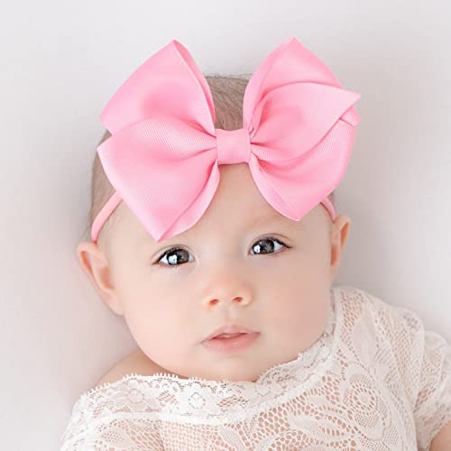 CÉLLOT gift-pack collection ready for gifting in a 40-color palette.