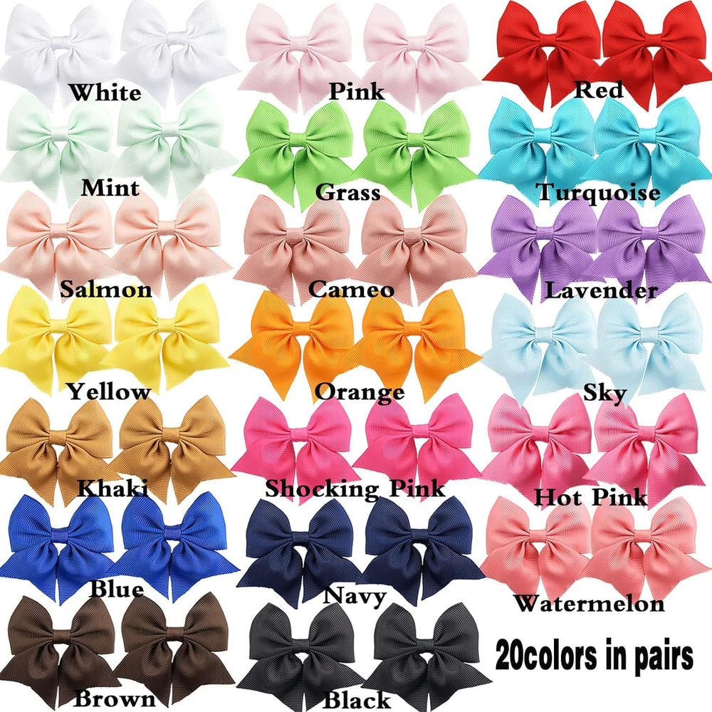 Celllot alligator clip demonstrates strong hair grip in action.