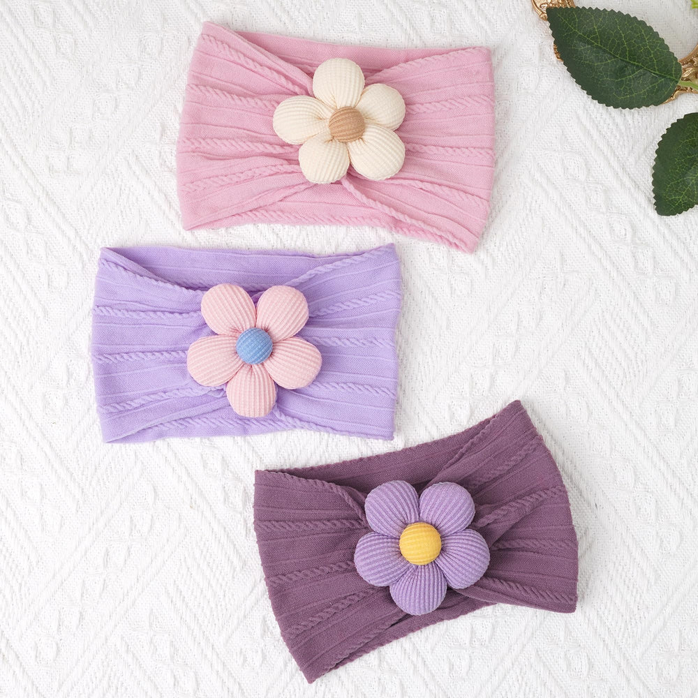 CÉLLOT newborn photo prop headband for adorable portraits