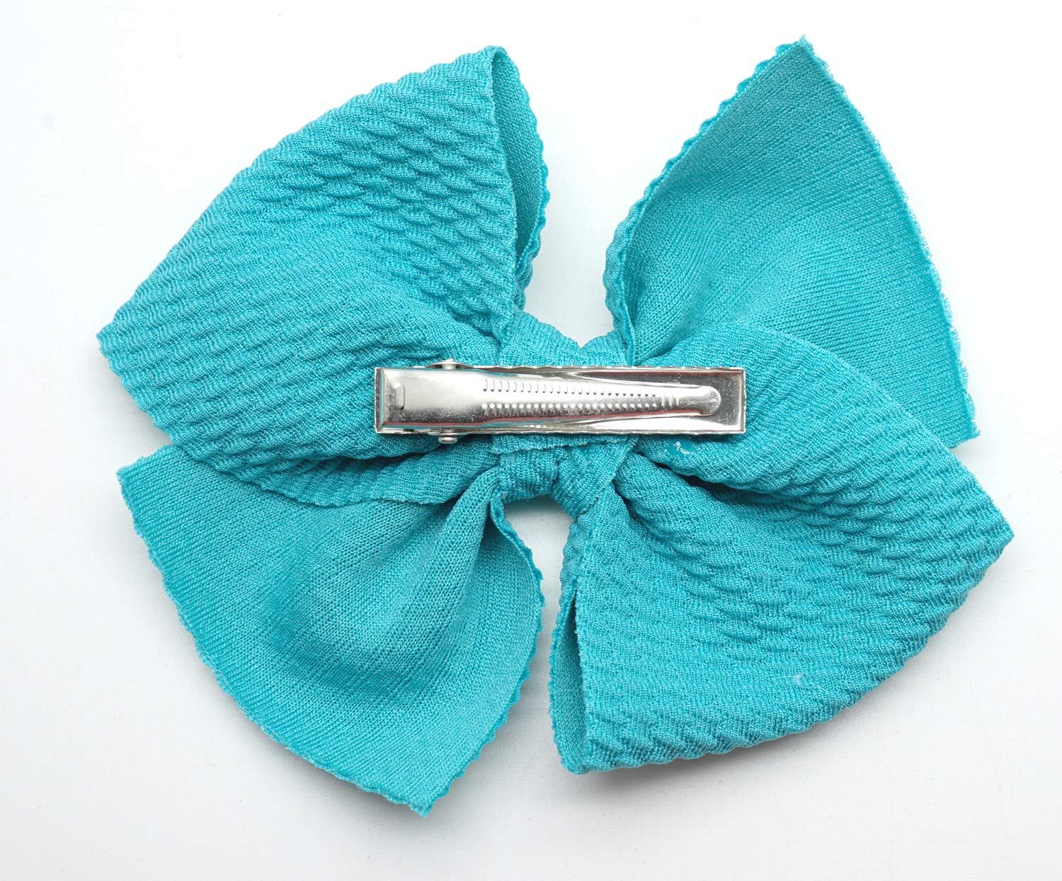 CÉLLOT bows make charming photo props and baby gifts