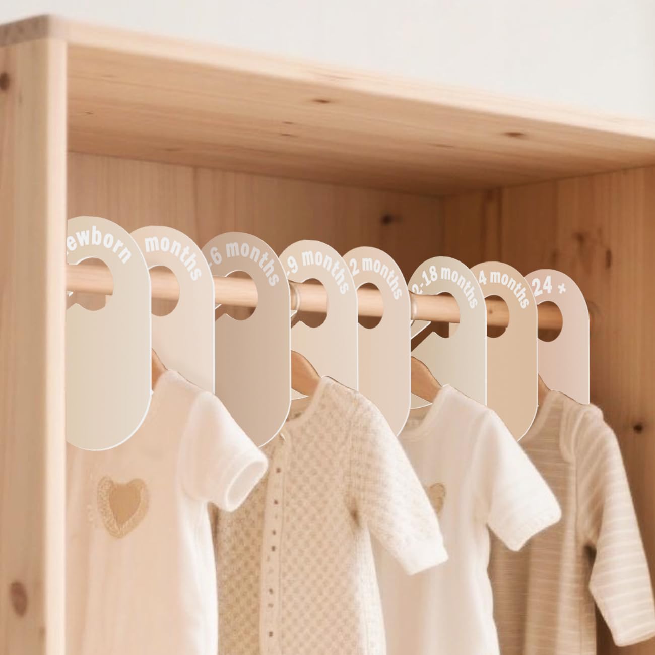 Cephira baby shower gift-ready packaging highlights practical nursery setup.