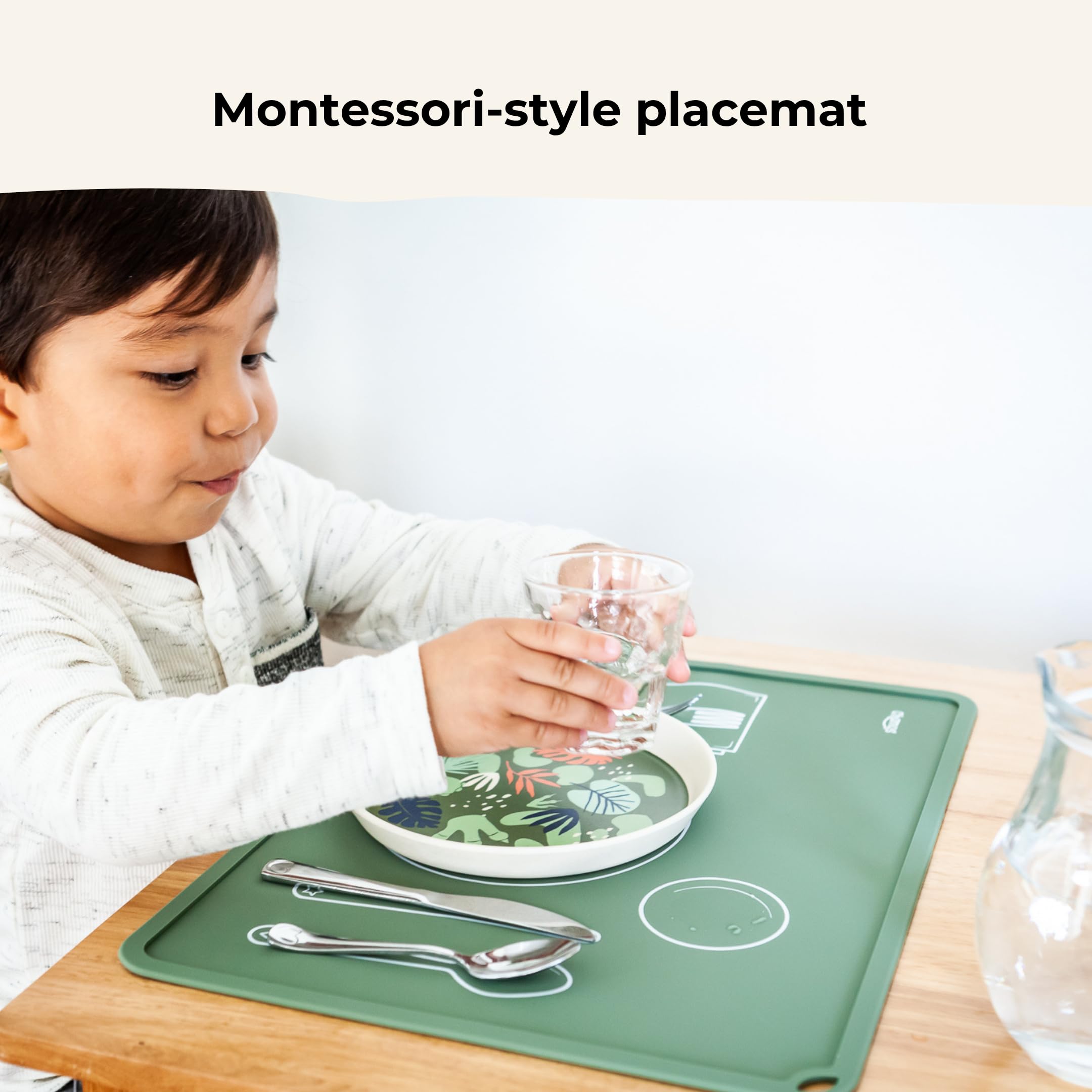 Chamos placemat with raised edge catching spills for easy cleanup.