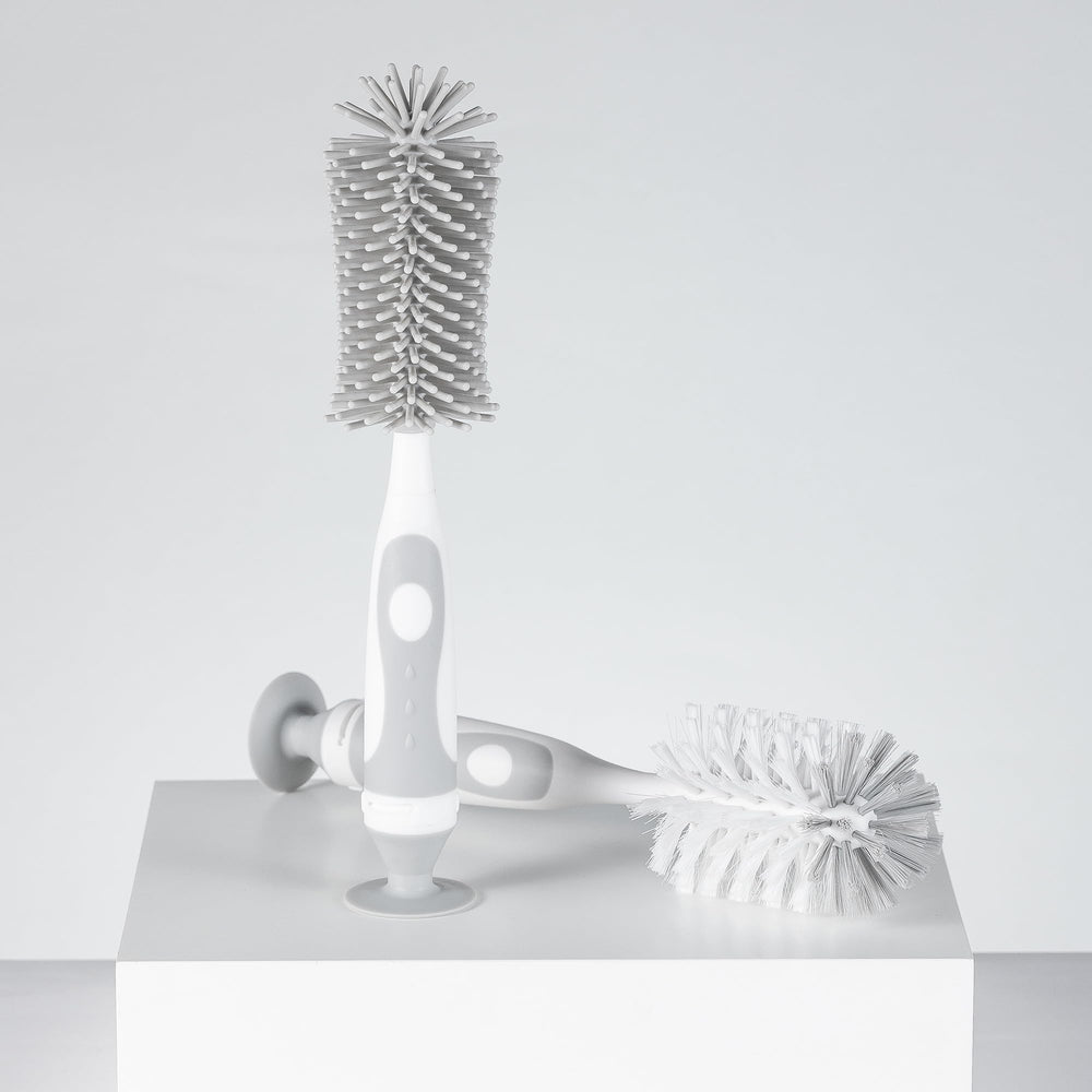 Chemimoso baby bottle brush with long handle; easy reach for tall bottles.