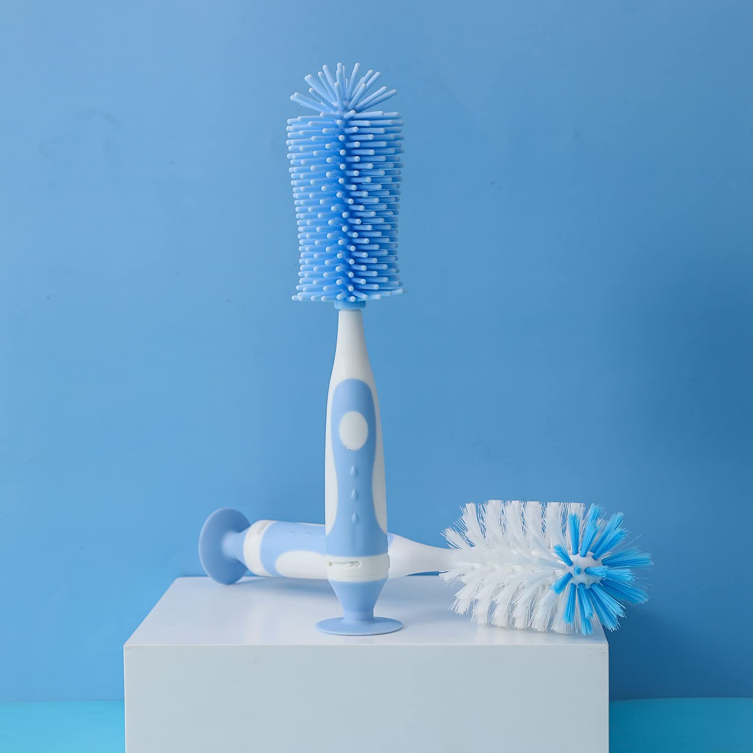 Chemimoso SetZ nipple-base brush cleans silicone nipples and tight crevices