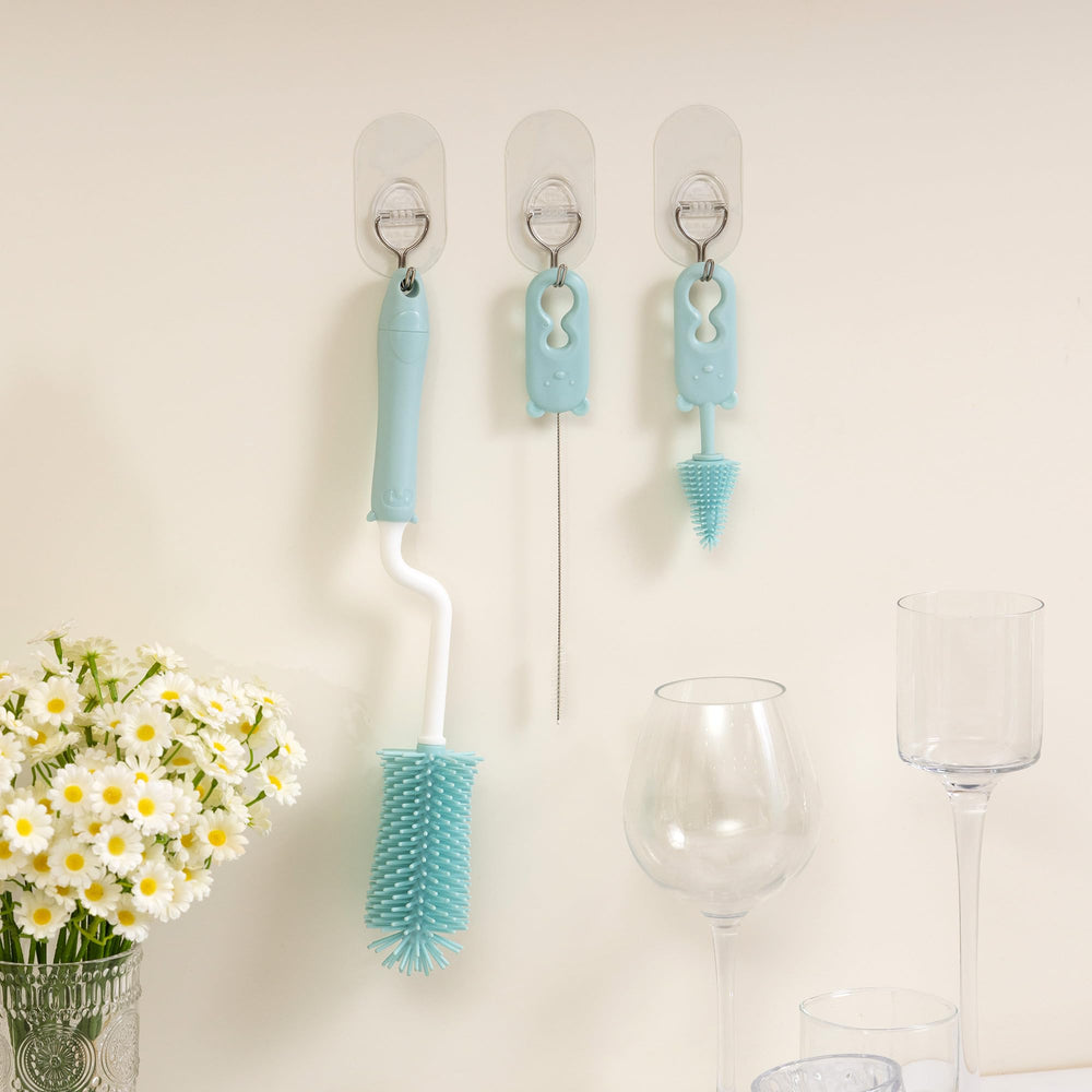 Chemimoso straw brush helps clean drinking straws and narrow tubes easily.