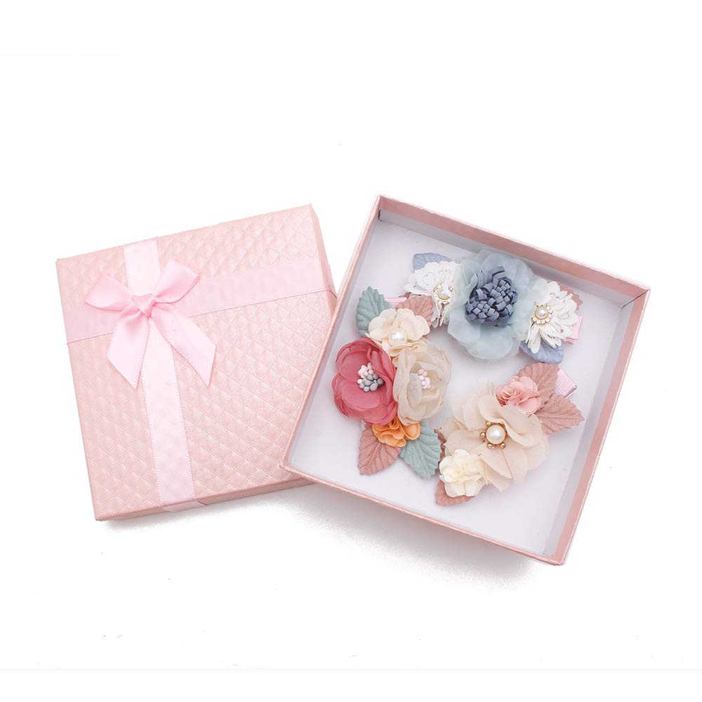 Cherrboll flower clip lilac: non-slip design keeps tiny tresses in place.