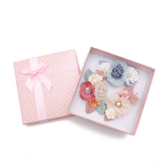 Cherrboll flower clip lilac: non-slip design keeps tiny tresses in place.
