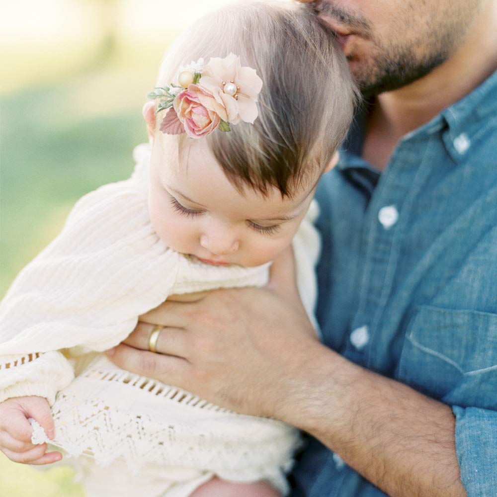 Cherrboll flower clip peach petal complements outfits and gentle day-to-day wear.