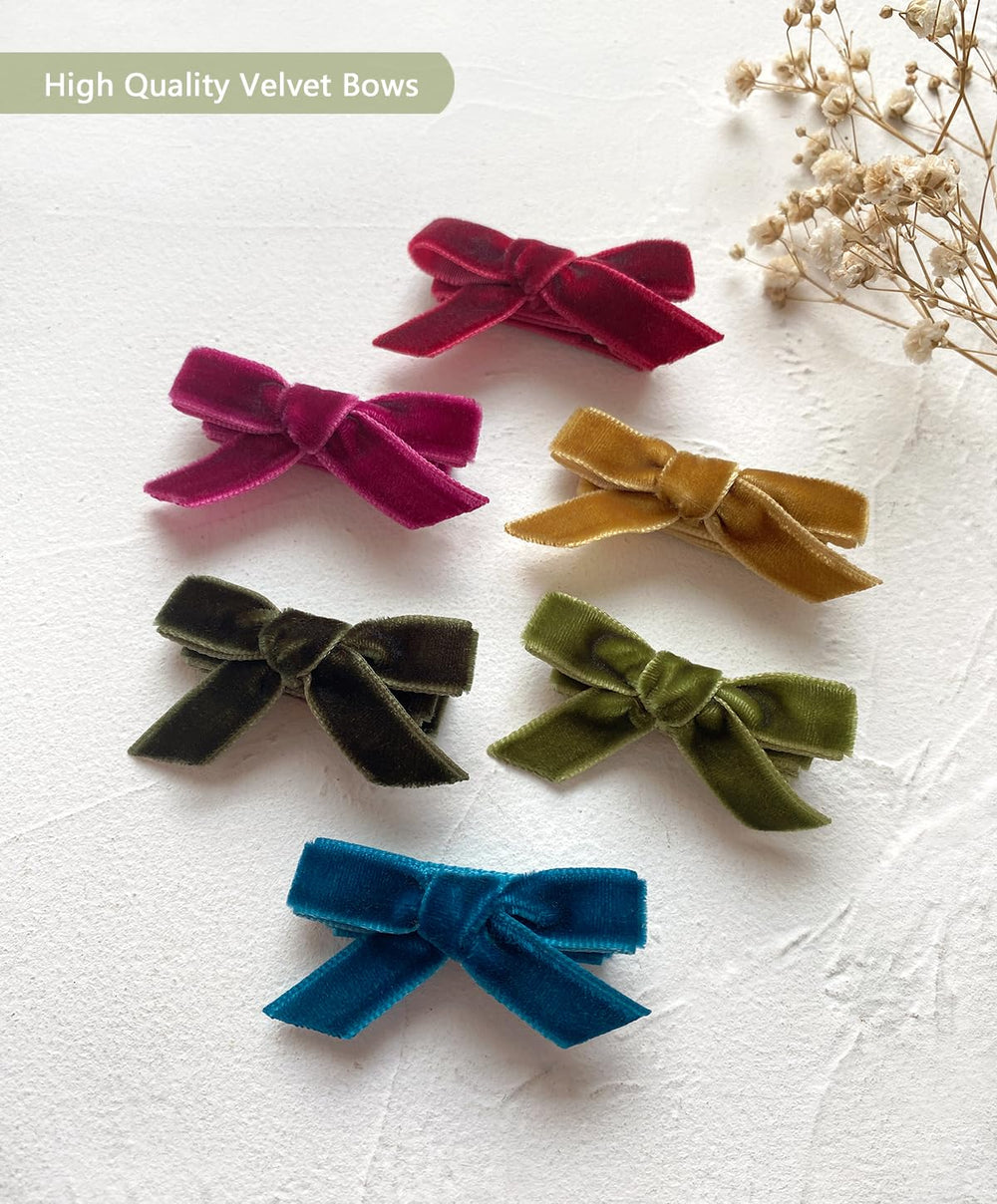 Cherssy Velvet Mini Bows side view highlights secure non-slip grip for fine hair.