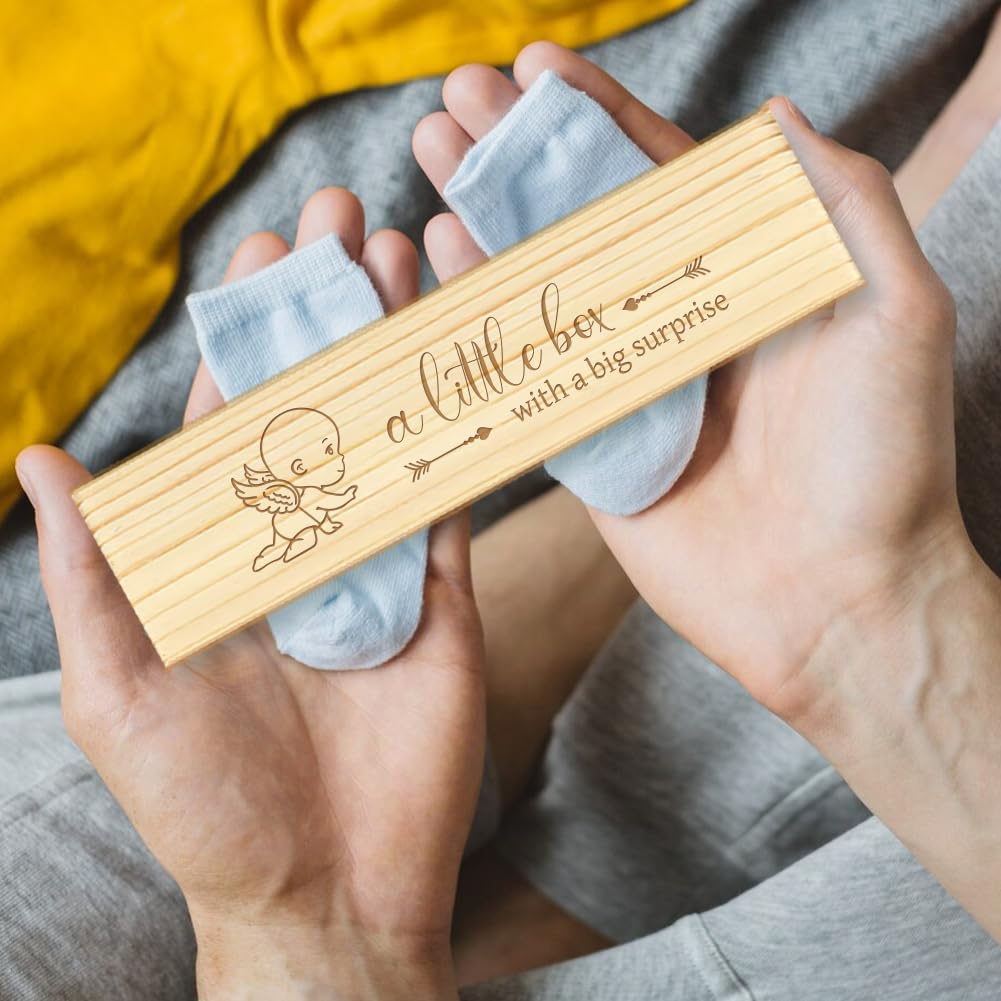 CHGCRAFT meaningful gift idea for announcing pregnancy to partner or family.