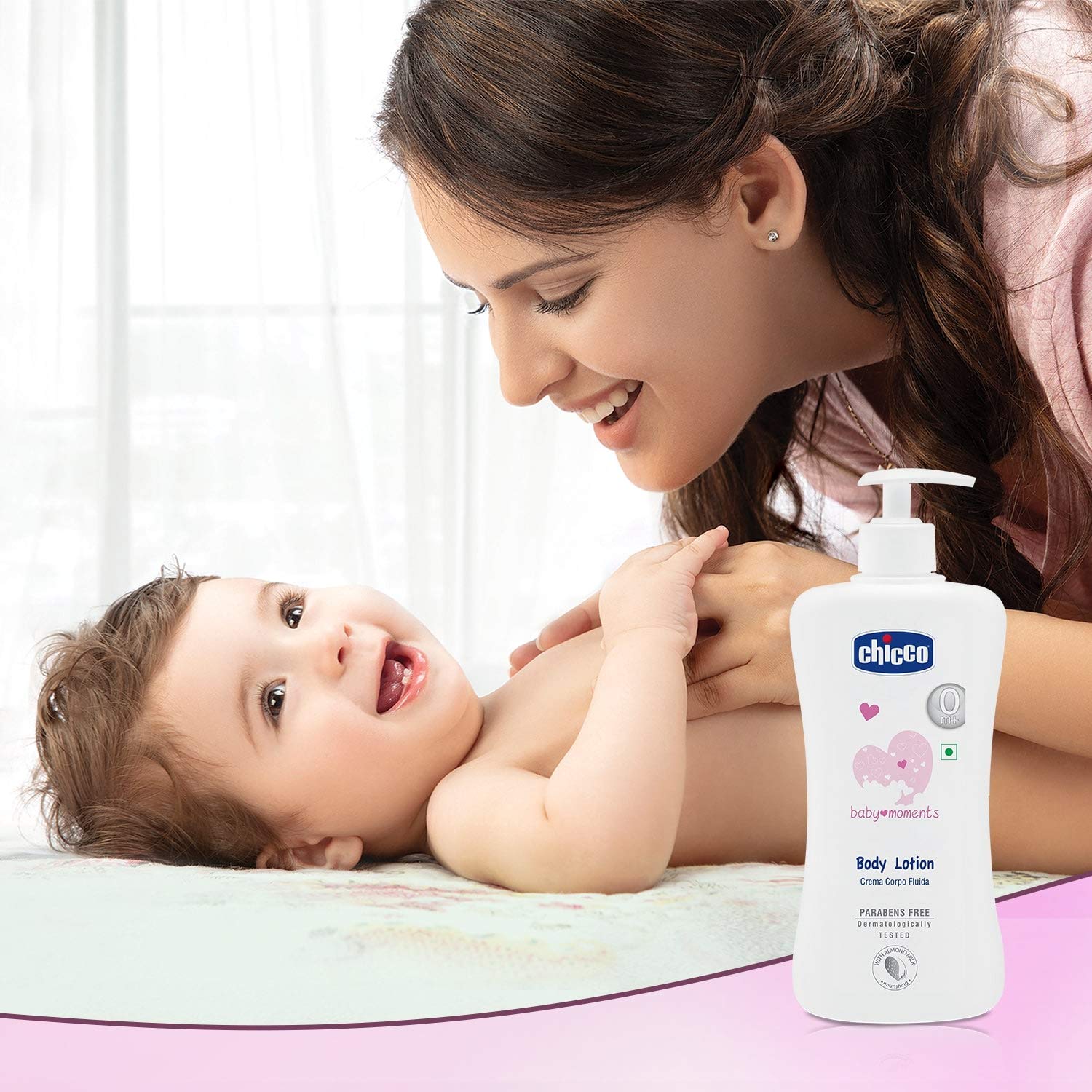 Chicco Baby Moment bottle with pump enables easy, mess-free application