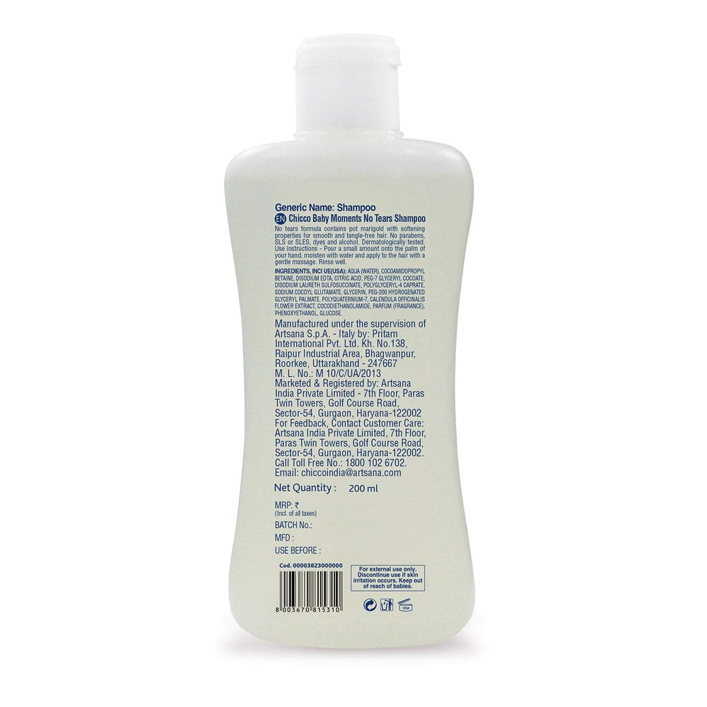 Chicco Baby Moment No-Tears Shampoo pour-action highlights easy rinse during bath.