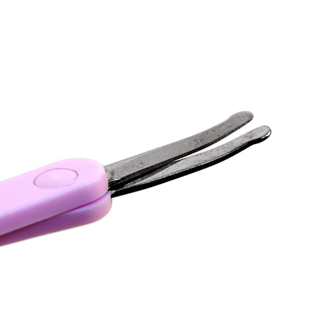 Chicco Scissors Pink made from AISI420 stainless steel.