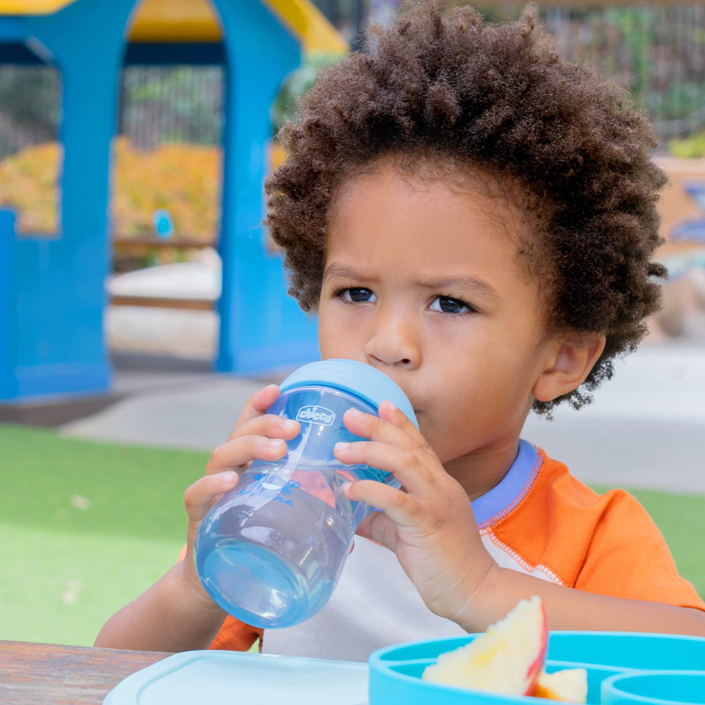 Chicco Sport Spout Trainer fits stroller cup holders for portable use.