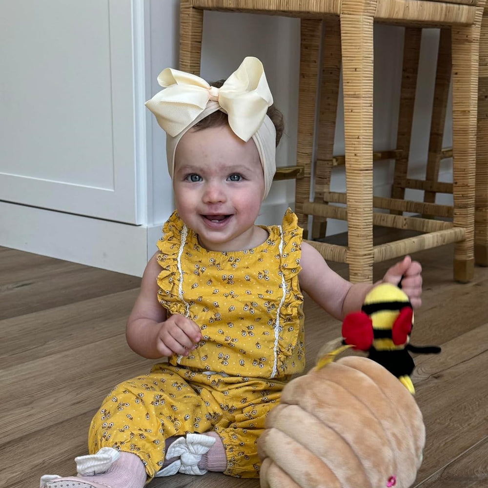 Chiduerm gift-ready headband set makes a thoughtful baby shower present