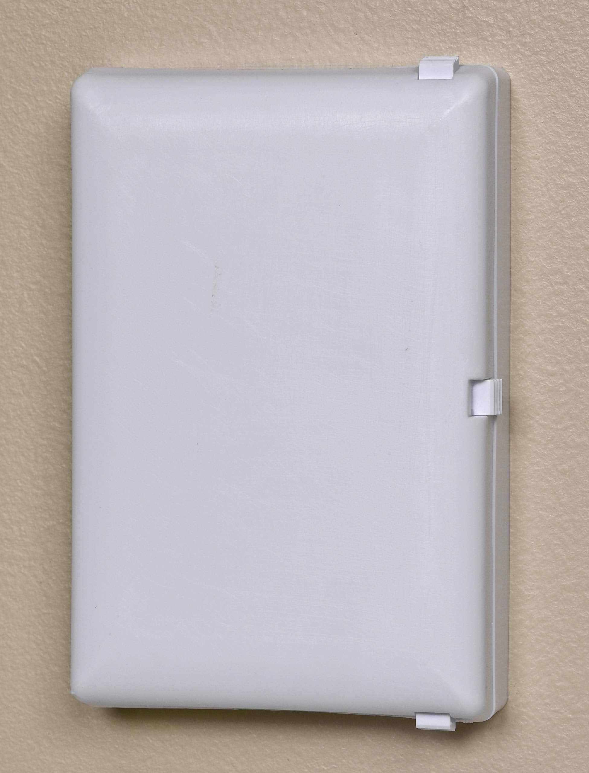 Child Be Safe opening mechanism shows safe adult access with minimal effort