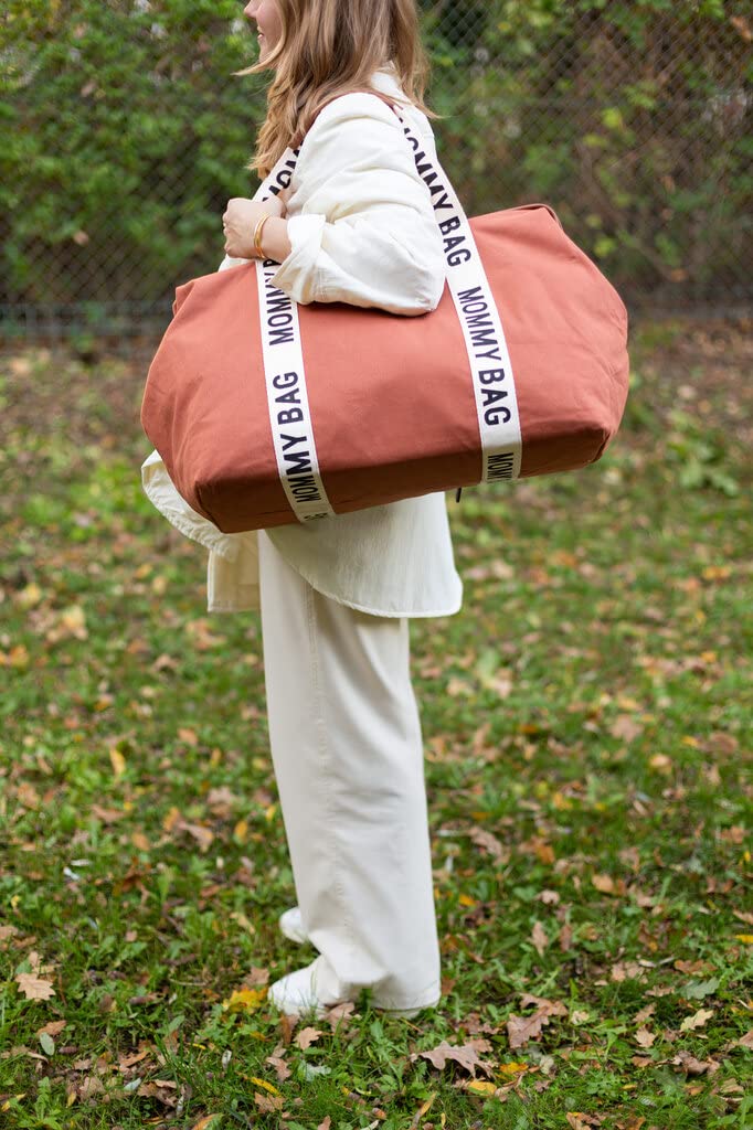 Childhome Signature Mommy Bag easy-clean exterior for busy parents.